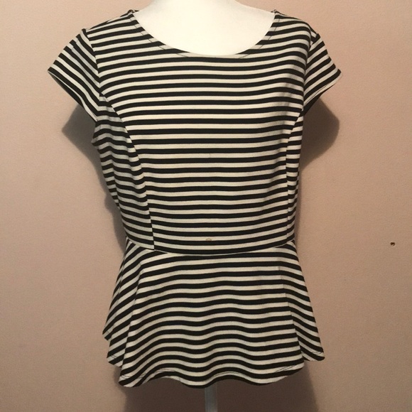 ELLE Striped Pendulum Top Size Large - Picture 7 of 8